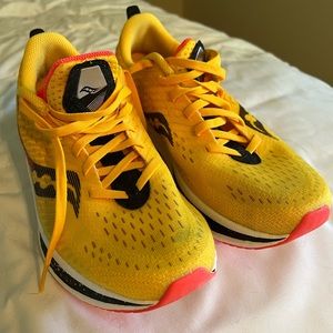 Saucony Endorphin Speed 2